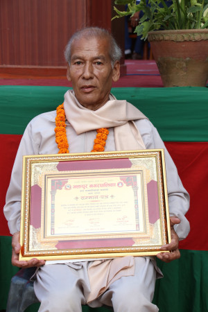 को हुन् नगरपालिकाबाट विशेष सम्मान प्राप्त पूर्ण चित्रकार ?