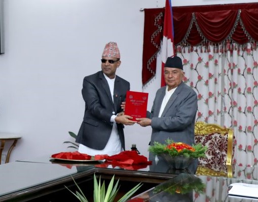 मधेशी आयोगको वार्षिक प्रतिवेदन राष्ट्रपति समक्ष पेश
