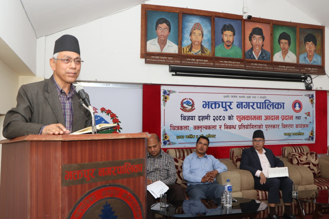शासक दलका नेताहरु विदेशबाट निर्देिशत र आत्मसमर्पणवादी 
