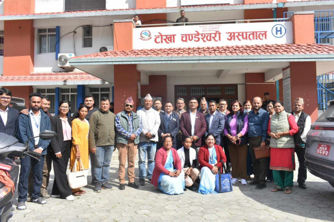 टोखा अस्पताललाई थाईराइड हर्मोन प्रयोगशाला Culture मेसिन हस्तान्तरण 