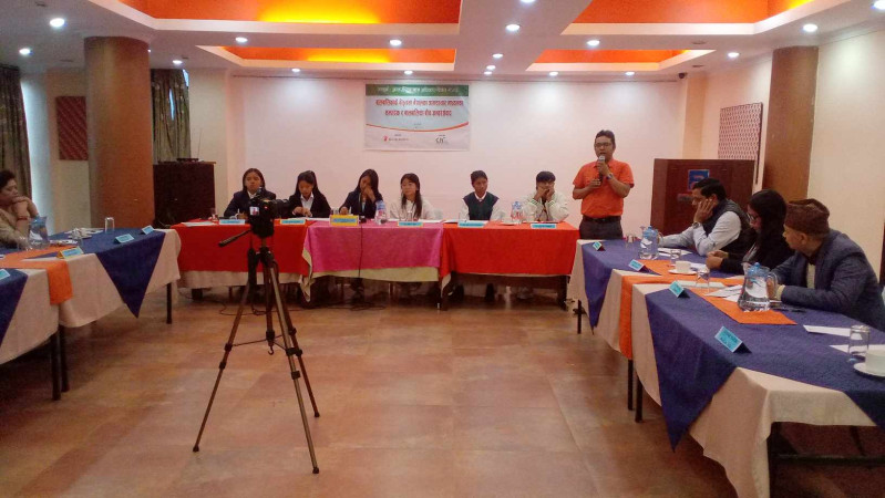 चाइल्ड नेपालले गरेको कार्यक्रममा ससाना बालबालिकाहरुले ठूल्ठूला मिडियाका सम्पादकहरुलाई सोधे ः हाम्रो समाचार खोइ ?