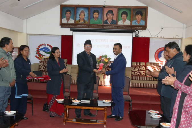 भनपाका कार्यकारी अधिकृत शर्मालाई बिदाइ ः नयाँं आउँंदै