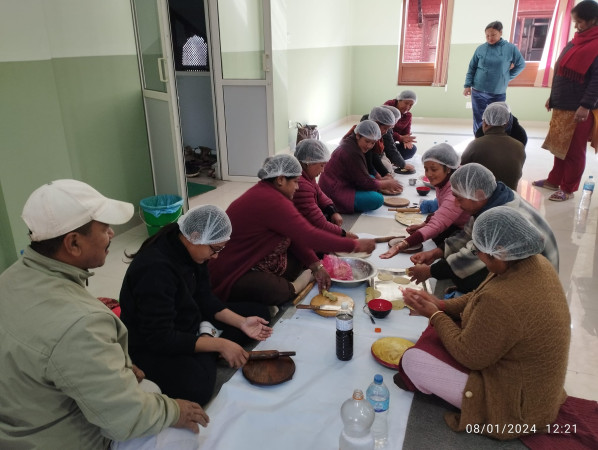 तीनदिने पापड बनाउने तालिम सम्पन्न