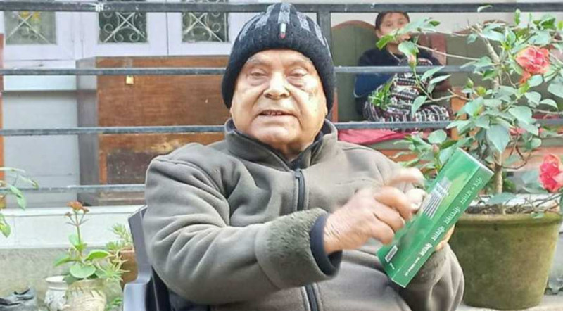 ९० वर्षीय खत्रीले जातजाति र गोत्र समेटेरे लेखे ‘नेपाल मण्डल