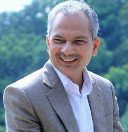 खुलामञ्च खुल्लै रहनुपर्ने 