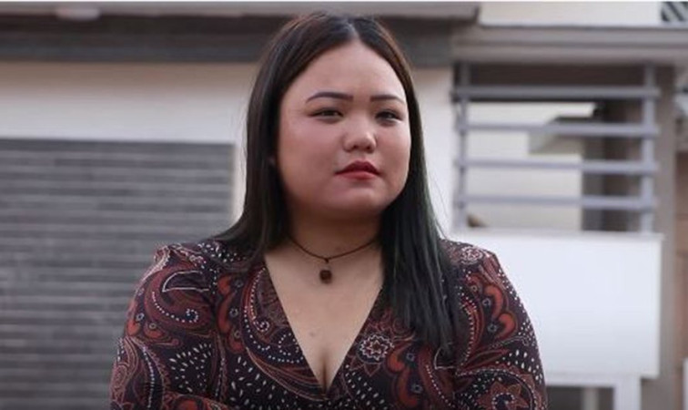 निजी जीवनकोबारेमा युट्युबमा राख्ने शर्मिला वाइबा पक्राउ