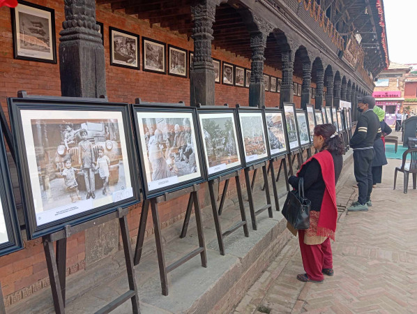 ८० वर्ष पुरानो भक्तपुर तस्वीरमा 