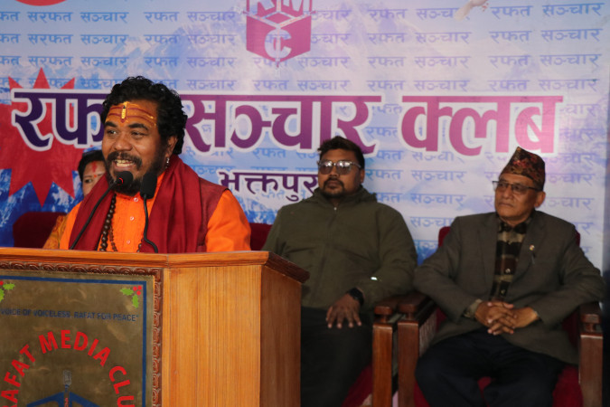 १०८ फिट अग्लो कल्पेश्वर महादेव मन्दिरसम्म शिव पार्वती रथ यात्रा हुने 