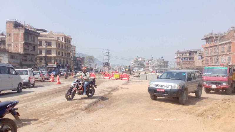 भक्तपुर—धुलिखेल सडक विस्तारको काम तीव्र