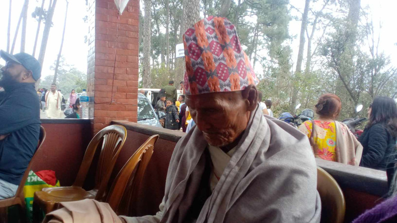 भक्तपुरका एक सय वर्षीय हरिलाल पञ्चलाई गरियो सम्मान  
