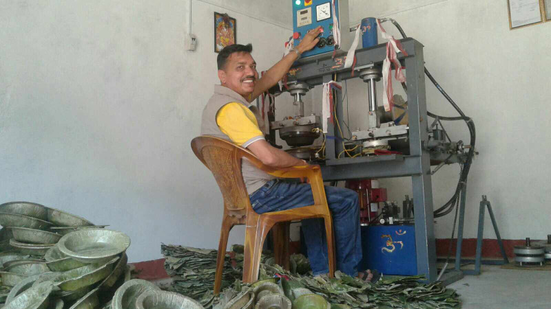 दुना टपरी उद्यममा मस्त शारदाप्रसाद चालिसे