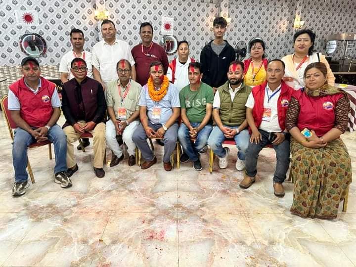 एमाले भक्तपुरको अधिवेशनमा देउजाले केन्द्रीय नेताहरुलाई यसरी धुलोचटाए 