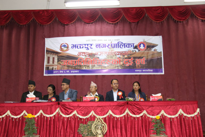 ३० वर्ष सेवा पूरा गरेका कर्मचारीहरुलाई दीर्घ सेवा सम्मान