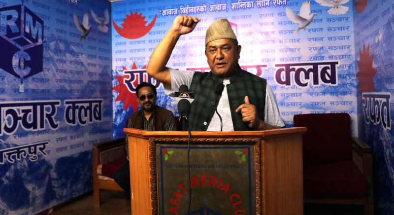 सहकारी र गिरीबन्धु काण्डलाई छायाँमा पार्न मिडिया आतंक ः दुर्लभ थापा
