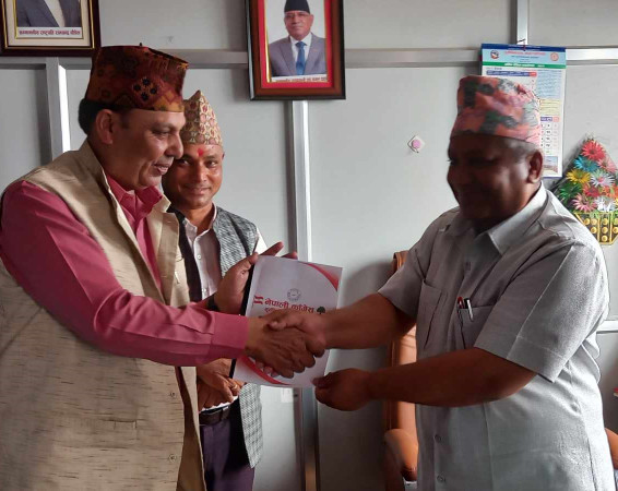 कांग्रेस सूर्यविनायकले बुझायो नगर प्रमुखलाई ध्यानाकर्षणपत्र (पत्रसहित)