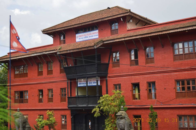 ख्वप नर्सिङमा शतप्रतिशत उत्तीर्ण, ३२ जना विशिष्ट श्रेणीमा 