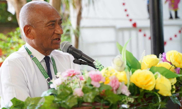 नाति/नातिनी र हजुरबुवा- हजुरआमा एकै मञ्चमा 