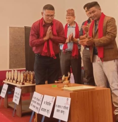 ग्रील ब्यवसायी र कर्मचारीहरुको स्वास्थ परीक्षण