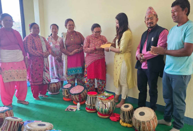 रजनी फाउन्डेसनबाट श्री गणेश भजनलाई आर्थिक सहयोग 