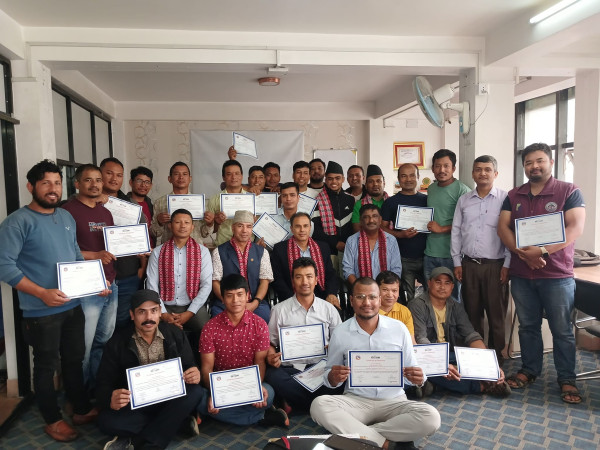 सीप अभिबृद्धि तालिमका प्रशिक्षार्थीहरुलाई प्रमाणपत्र वितरण 