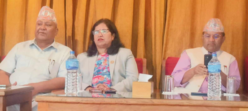 फरक पार्टीबाट निर्वाचित भए पनि नगरपालिकामा आएपछि पार्टीका नभइ जनप्रतिनिधिका रूपमा काम गर्दै