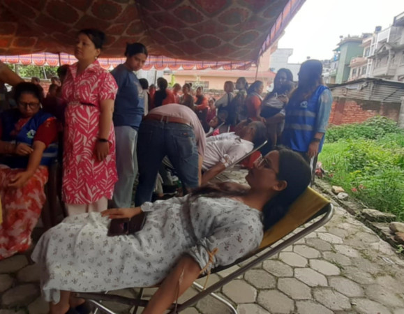 आस्था महिला विद्यालयको  स्वास्थ्य शिविरबाट २२५ लाभान्वित