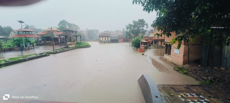 भक्तपुर डुवान तस्वीरहरुमा