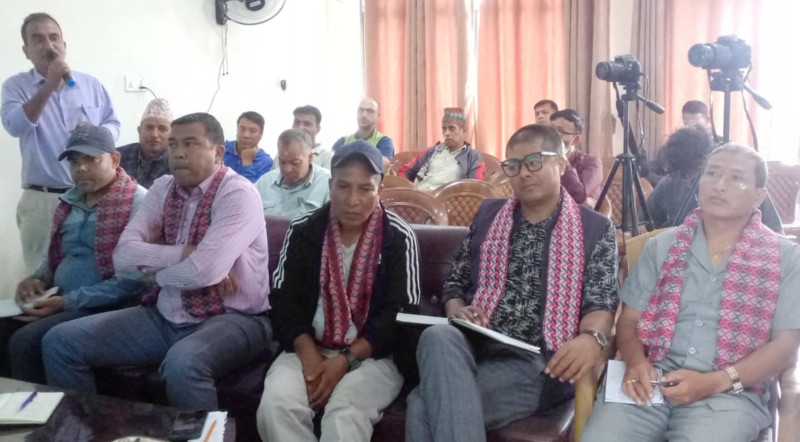 विपदमा मिलेर अगाडि वढ्न प्रतिवद्ध छौं 