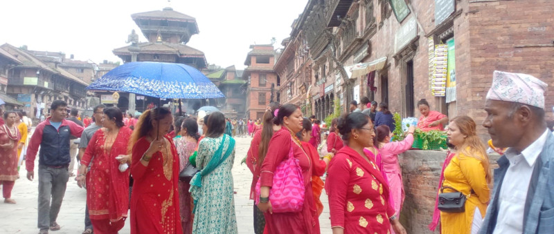 दतात्रयमा दिनभर भीड (तस्वीर कथा) 