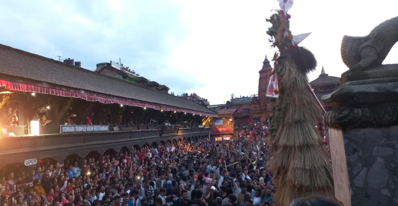 भक्तपुरको गाईजात्राको भैलद्य तस्वीरहरुमा 