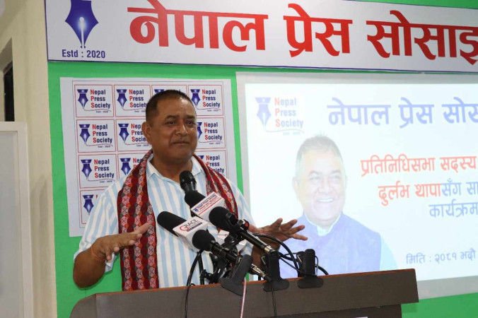 भक्तपुर क्षेत्र नं २ का सांसद हरायो भन्नेहरुलाई दुर्लभ  थापाको प्रश्न रिसोर्टमा छ भन्ने हो ? 