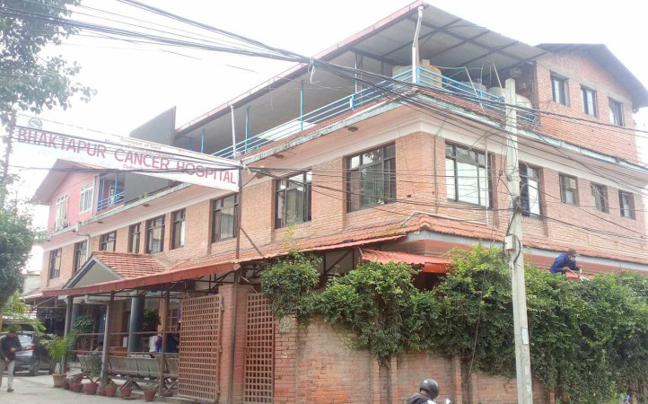भक्तपुर क्यान्सर अस्पतालमा उपत्यकाका अस्पतालमा भएका भन्दा बढी क्षमताको सिटी स्क्यान मेशिनबाट उपचार हुने