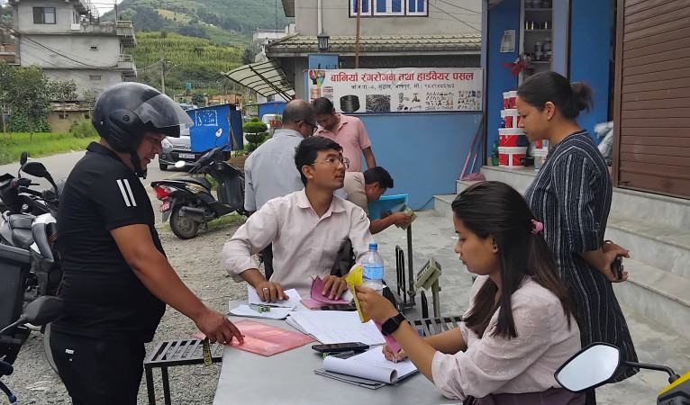 चाँगुनारायण नगरपालिकास्थित सुडालमा नापतौल डोर 