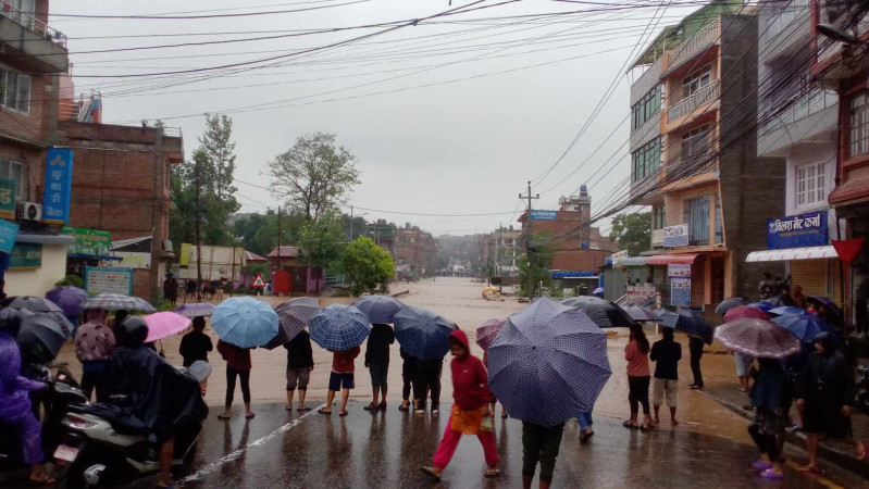 अविरल वर्षा ः भक्तपुरमा कता केके भयो ? (तस्वीरहरुसहित) 