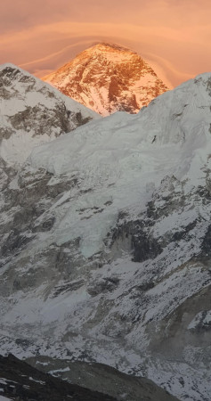 वाह खुलेको हिमाल