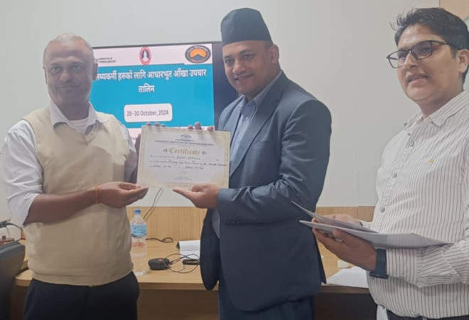 ख्वप तिलगंगा अाँखा अस्पताल भक्तपुरमा स्वास्थ्यकर्मीहरुका लागि आधारभुत अाँखा उपचार तालिम सम्पन्न
