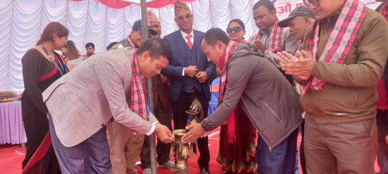 बचत रकम चलाउँदा सहकारी धारासायी 