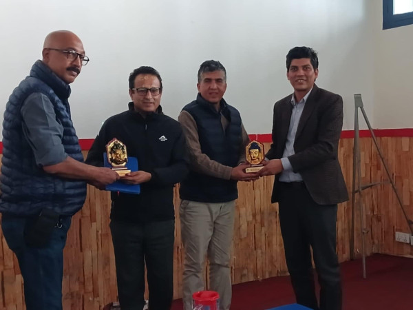 एआईमा लगानी नगरे देश पछाडि पर्ने