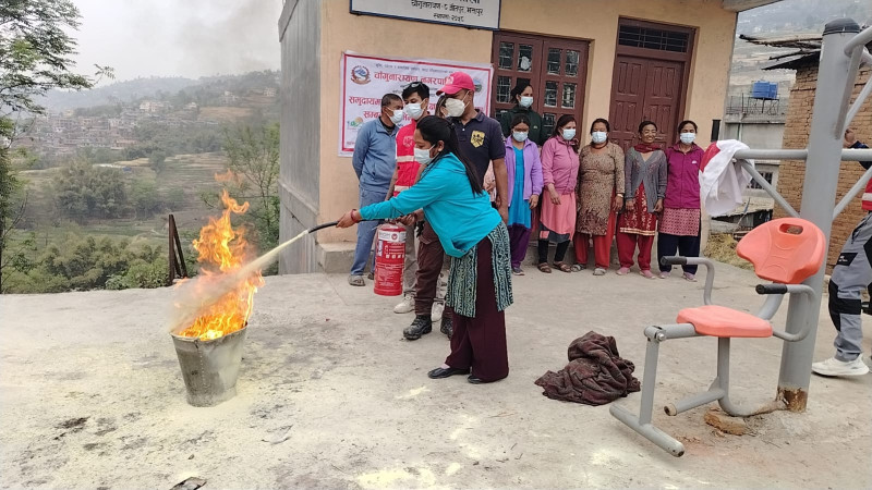 चाँगुका वडाहरुमा आगलागी सुरक्षा सम्बन्धि अभिमुखिकरण 