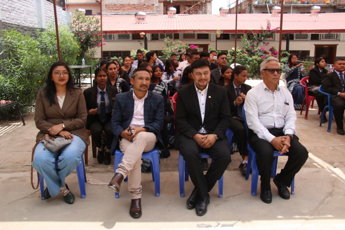 न्यायालय निष्पक्ष र तटस्थ हुुनुपर्ने 